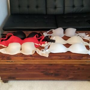 Six Victoria’s Secret Bras 34 DD